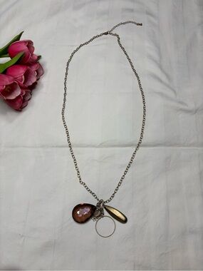 Whimsigoth Bronze Charm
Cluster Necklace Amber Crystal
Teardrop Filigree Heart